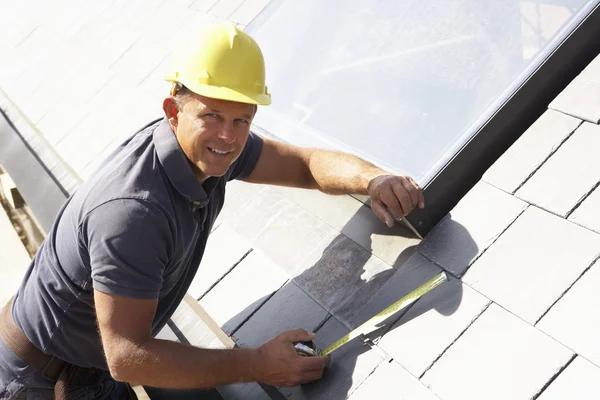 Roofing Replacement in Tucson: Tips for Selecting the Best Contractor