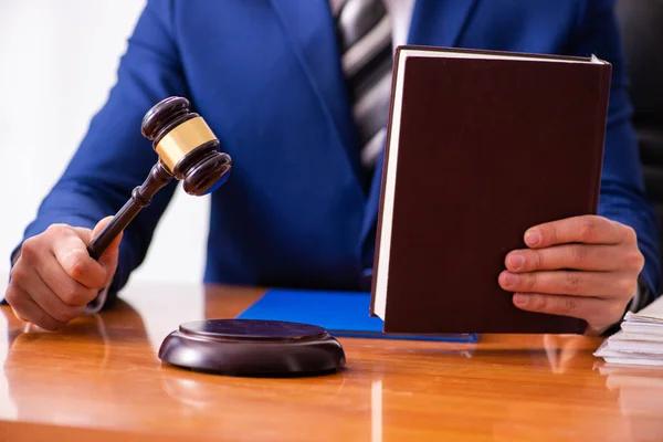 Personal Injury Attorneys Explain the Role of Depositions in Injury Lawsuits